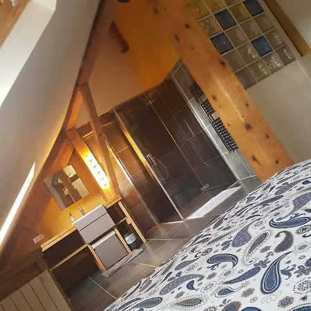 Loft Dans Les Pyrenees דירה *