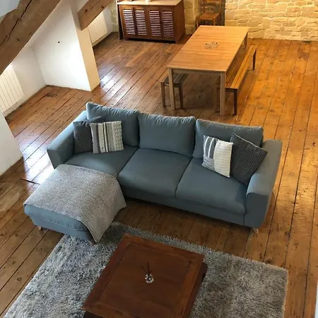 דירה Loft Dans Les Pyrenees אולורן-סנט-מארי
